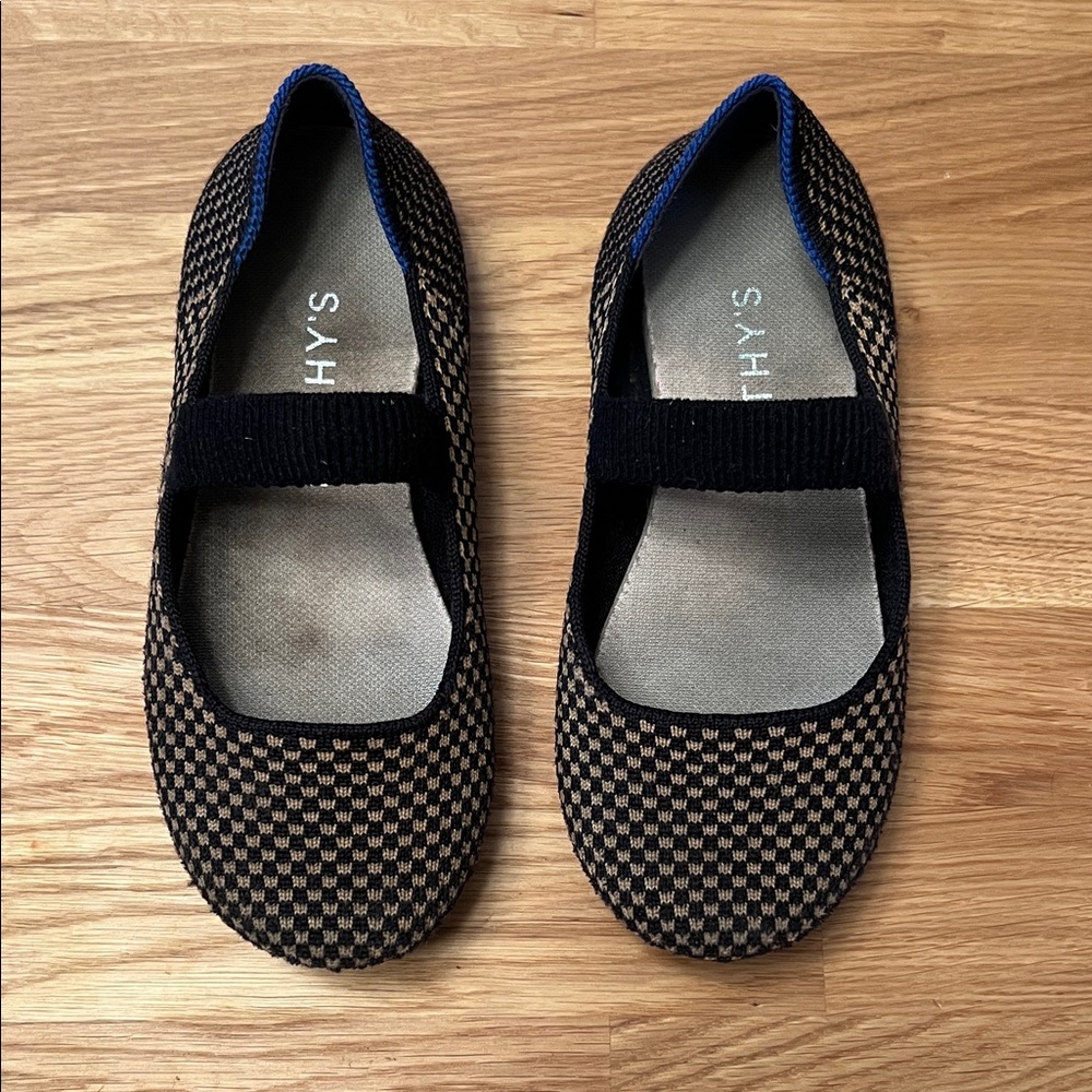 Rothy's Kids Dress Shoes in Black and Tan